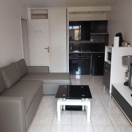 Coquet Studio A 150M De La Plage Apartment Le Barcares Ngoại thất bức ảnh